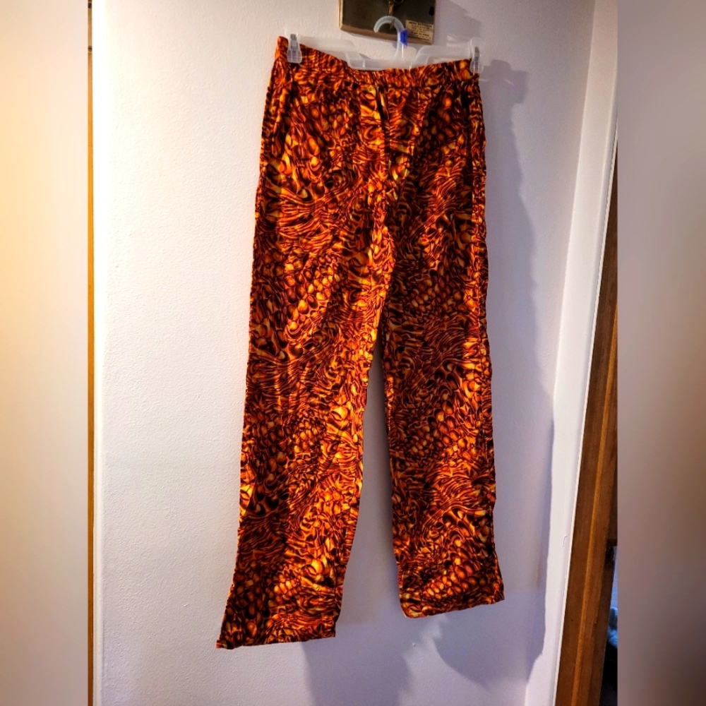 Funky hippe pants